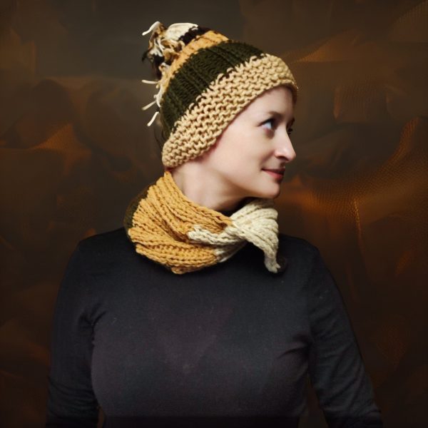 City Nomad knit set with soft wool-acrylic blend, relaxed elegance