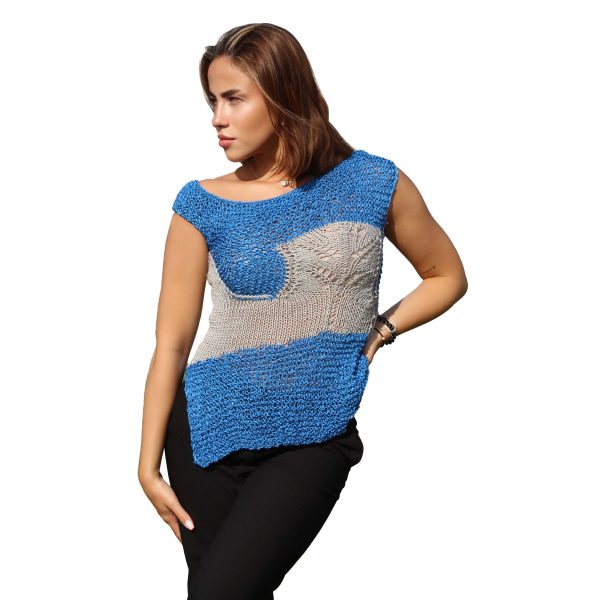 Electric Frost soft loose-fit top with dual textures and airy design