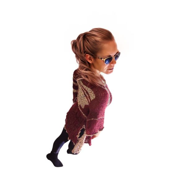 Бордовая туника с асимметричным низом и мягкой светлой рябью